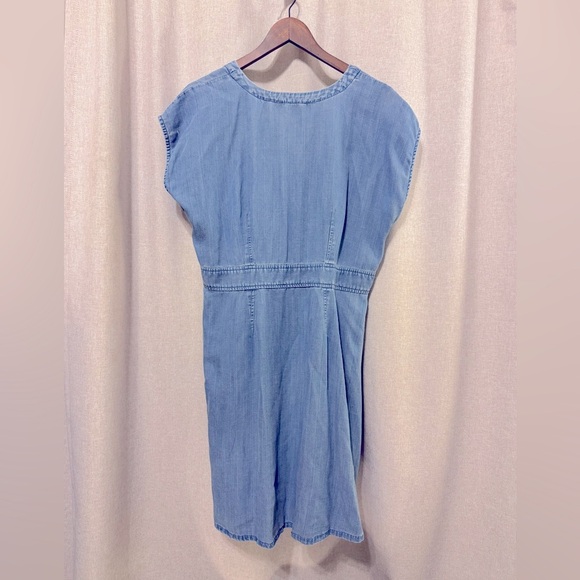 Loft Blue Denim, V Neck, Button Down, A-Line Dress, Size 14 - Picture 8 of 16